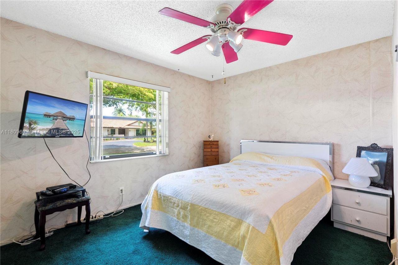 988 NW 110th Ave, Coral Springs, FL 33071 Photo