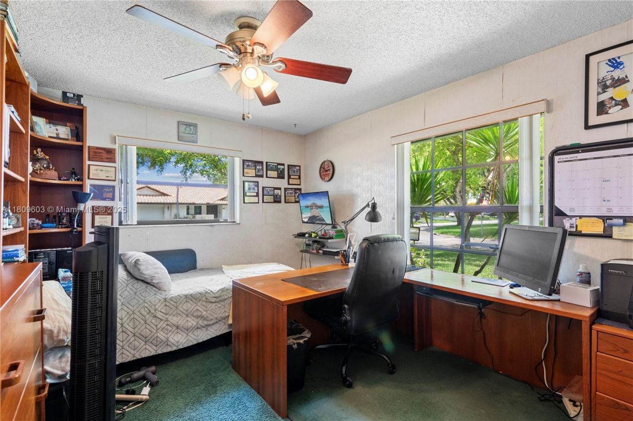 988 NW 110th Ave, Coral Springs, FL 33071 Photo