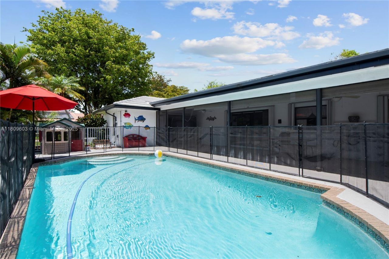 988 NW 110th Ave, Coral Springs, FL 33071 Photo