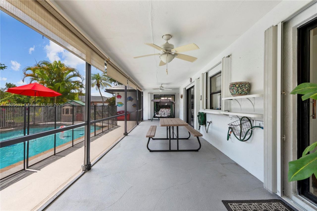 988 NW 110th Ave, Coral Springs, FL 33071 Photo