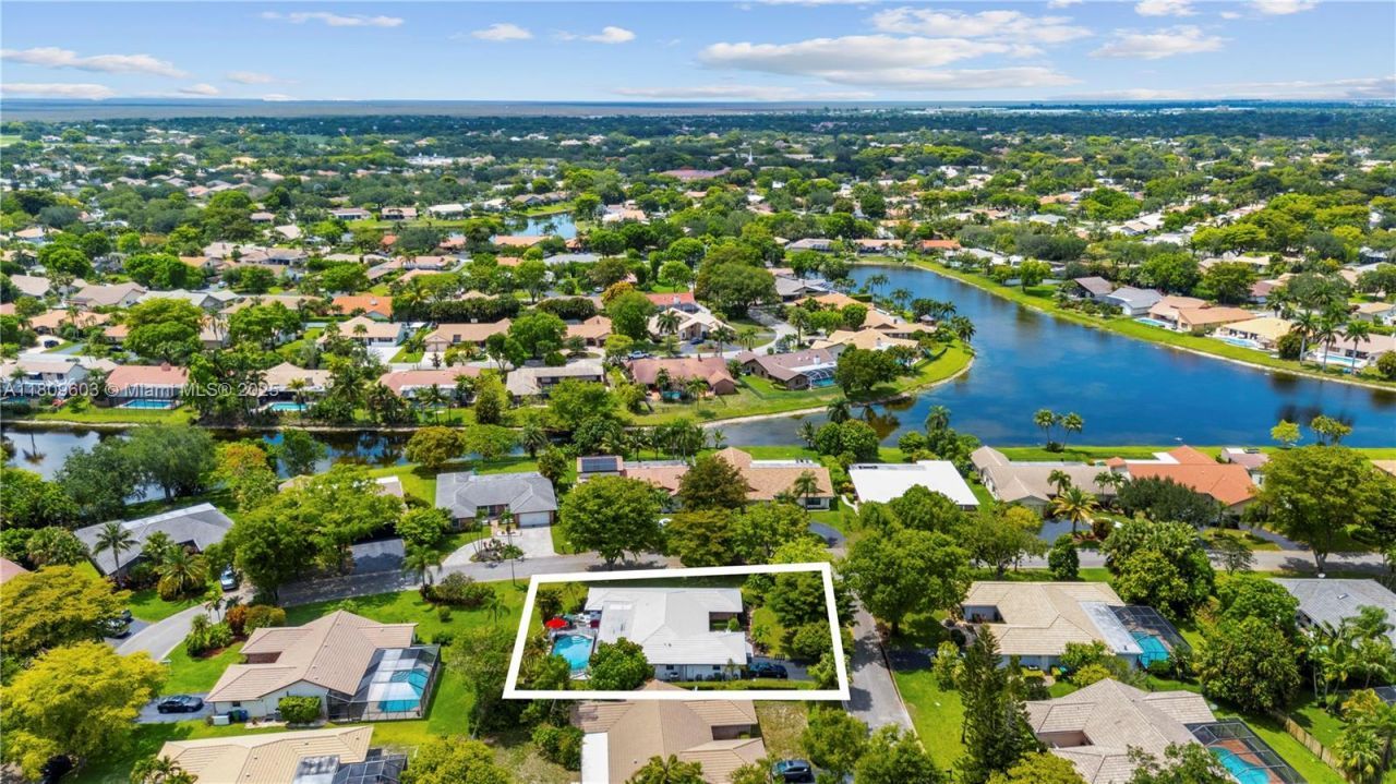 988 NW 110th Ave, Coral Springs, FL 33071 Photo