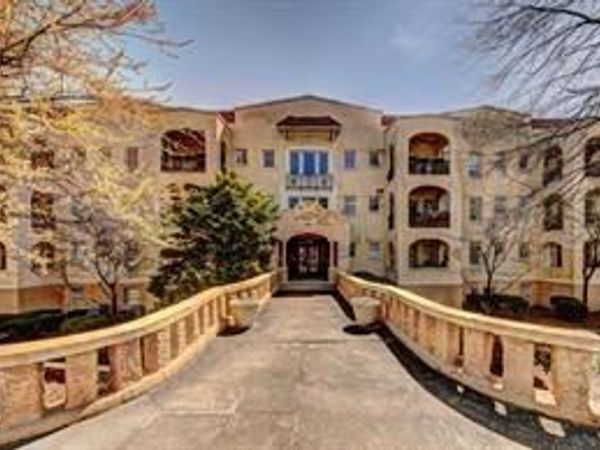 2855 Peachtree Road NE, Unit 106, Atlanta, GA 30305