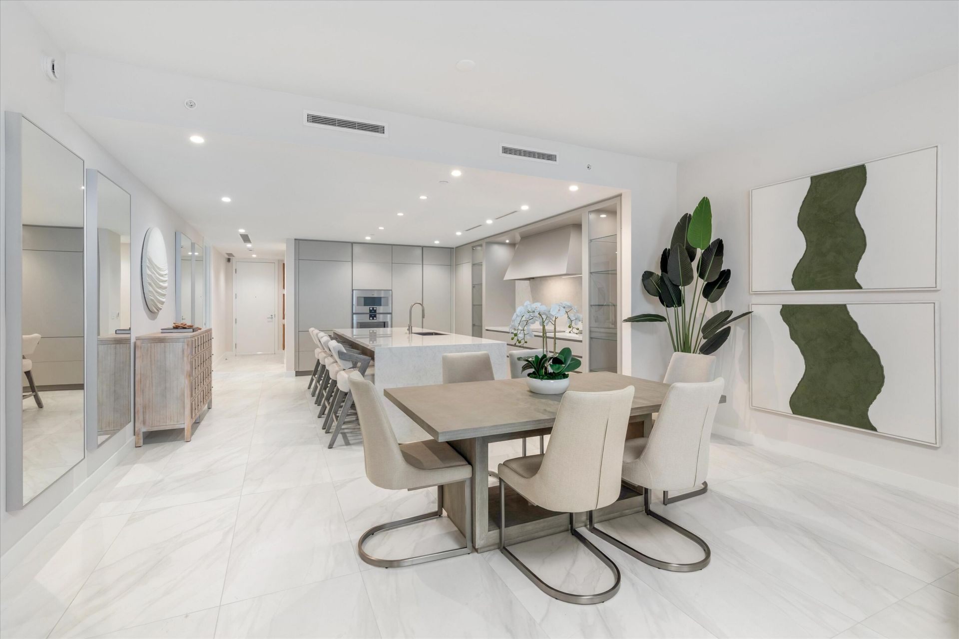 220 SE Mizner Boulevard, Unit 409, Boca Raton, FL 33432 Photo