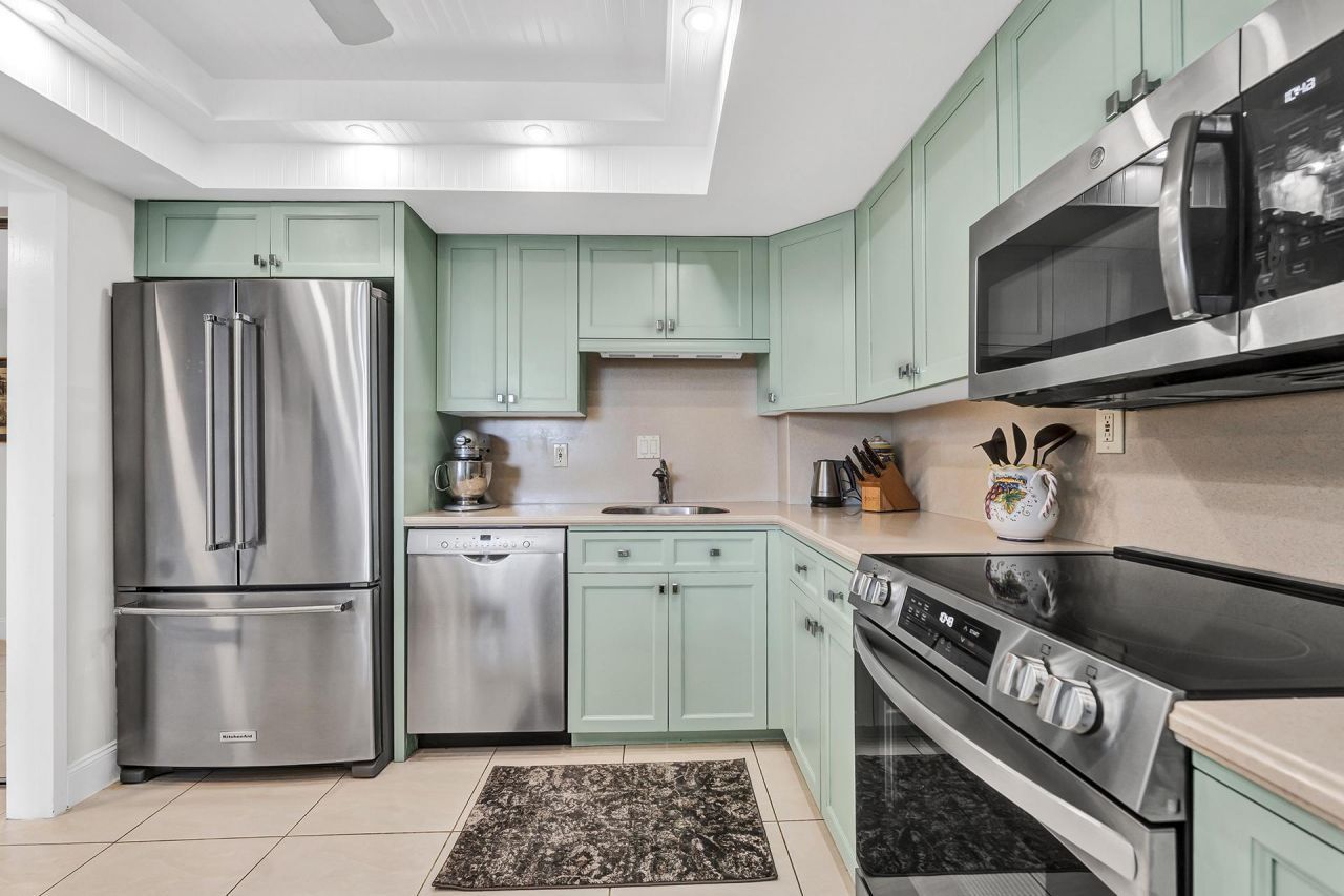 3180 S Ocean Drive, Unit 316, Hallandale Beach, FL 33009 Photo