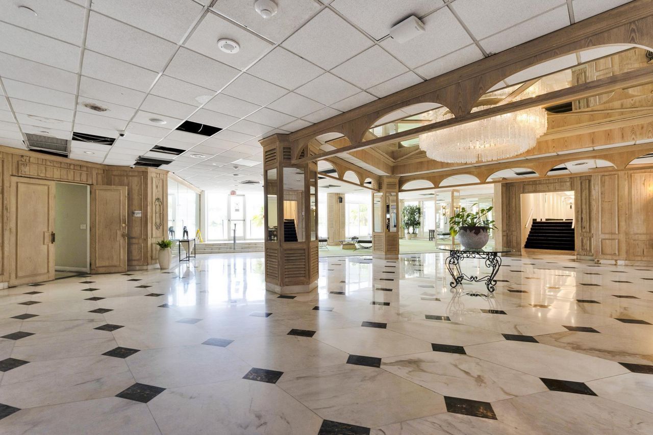 3180 S Ocean Drive, Unit 316, Hallandale Beach, FL 33009 Photo