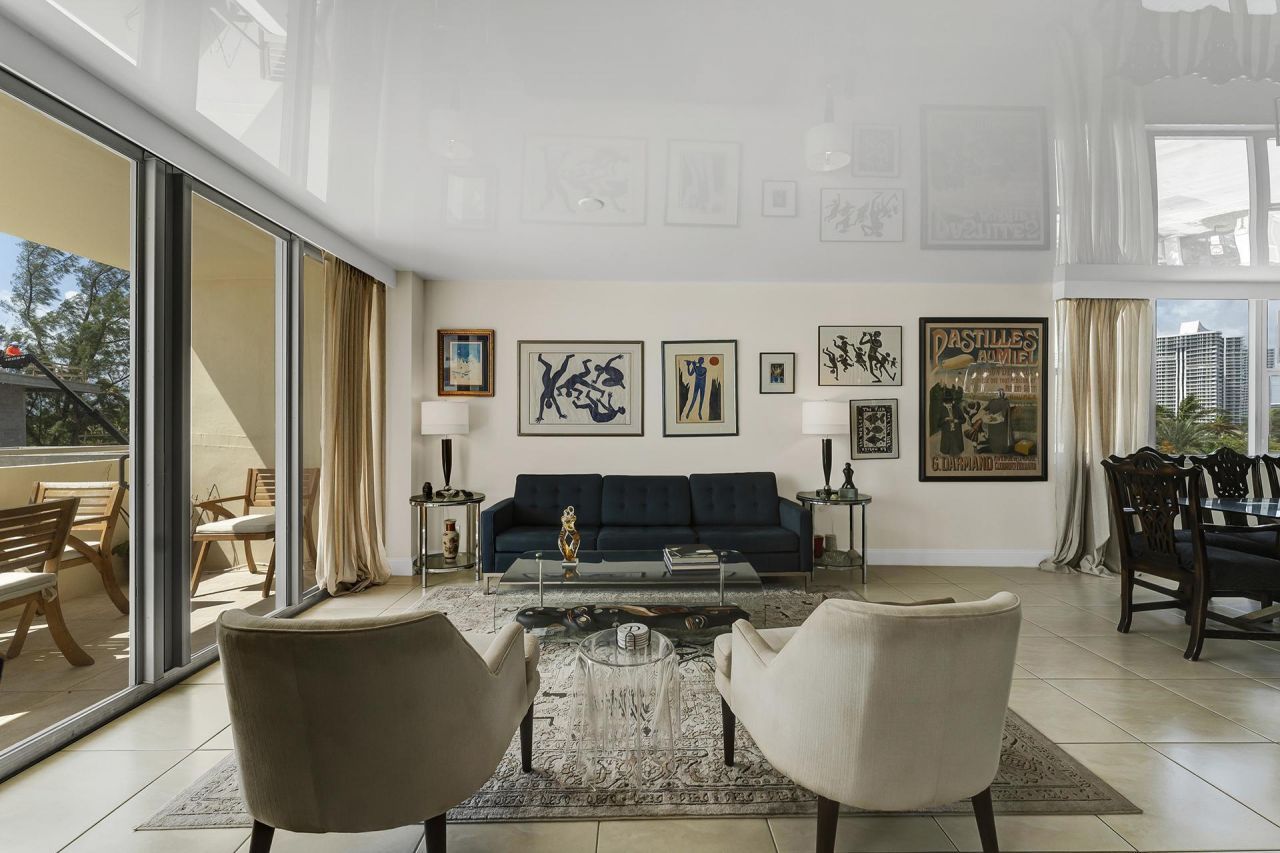 3180 S Ocean Drive, Unit 316, Hallandale Beach, FL 33009 Photo