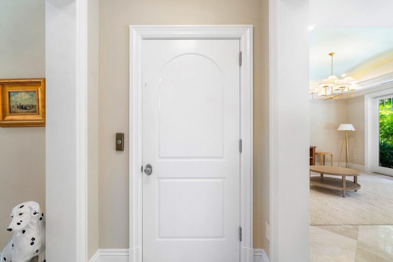 134 Seagate Road, Palm Beach, FL 33480 Photo