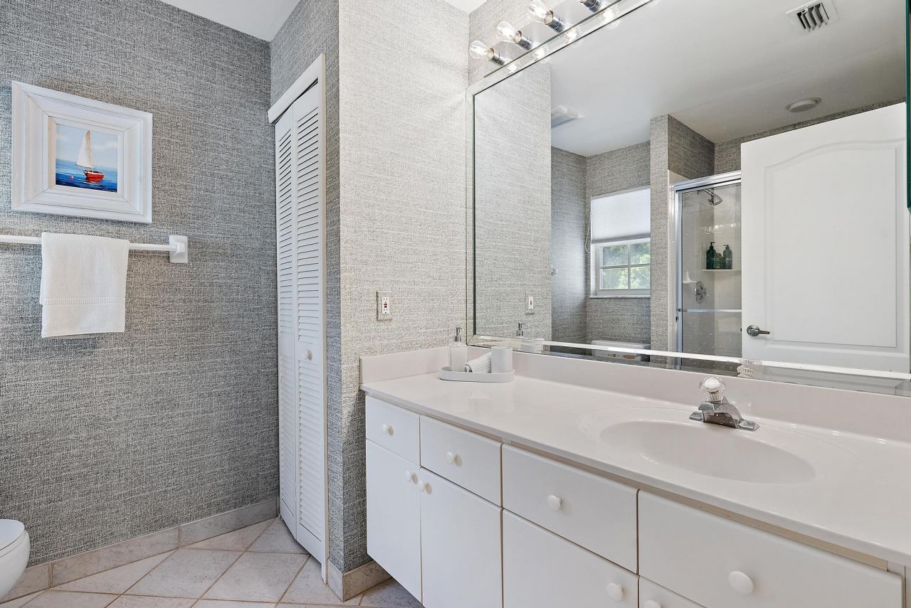 8208 Heritage Club Drive, West Palm Beach, FL 33412 Photo