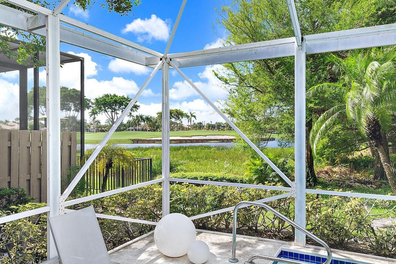 8208 Heritage Club Drive, West Palm Beach, FL 33412 Photo