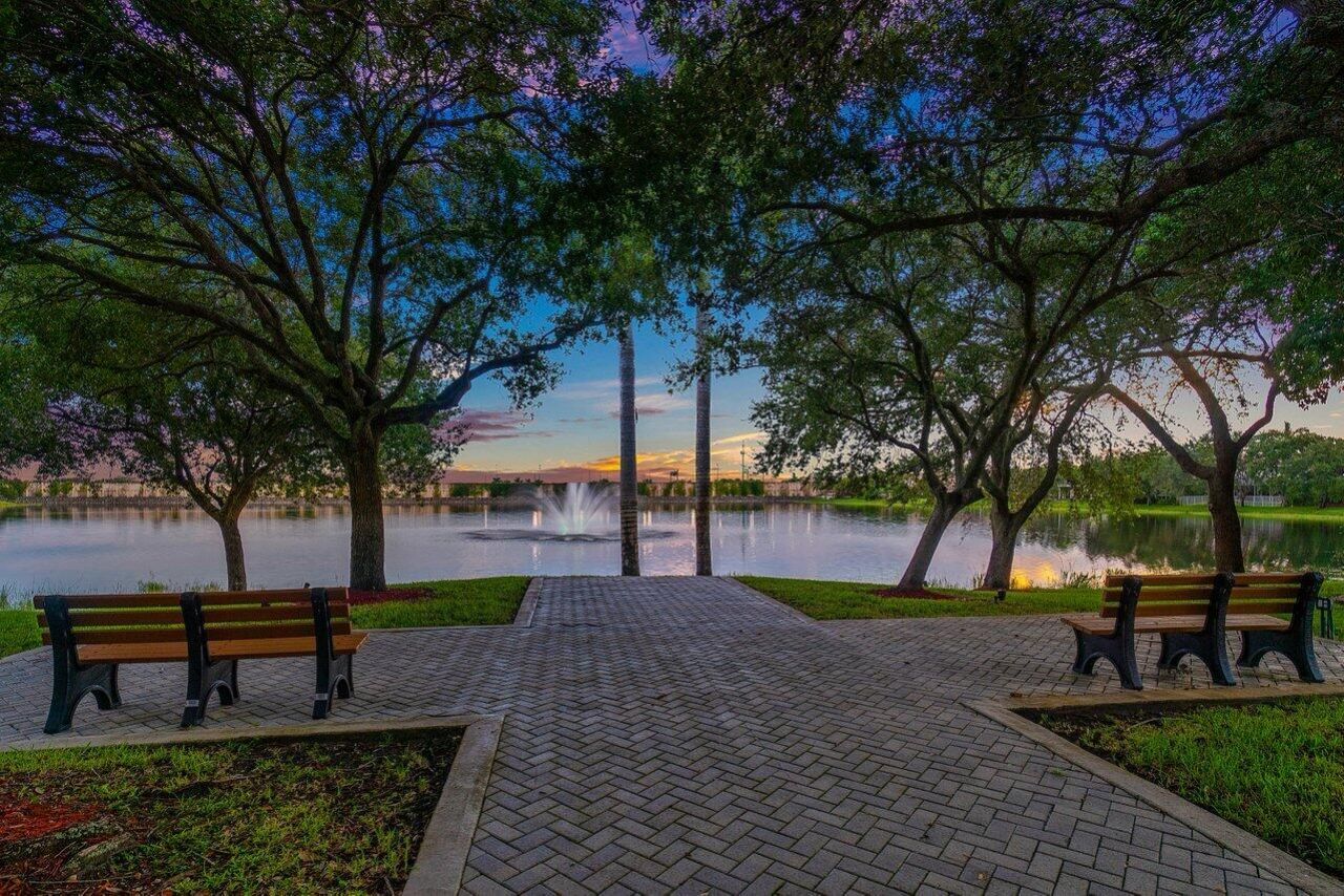 10290 NW 60th Place, Parkland, FL 33076 Photo