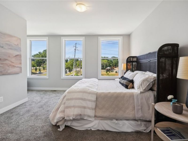 11225 N Park Place, Unit 19, Cleveland, OH 44104 Photo 27