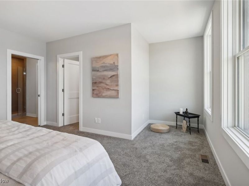 11225 N Park Place, Unit 19, Cleveland, OH 44104 Photo 28