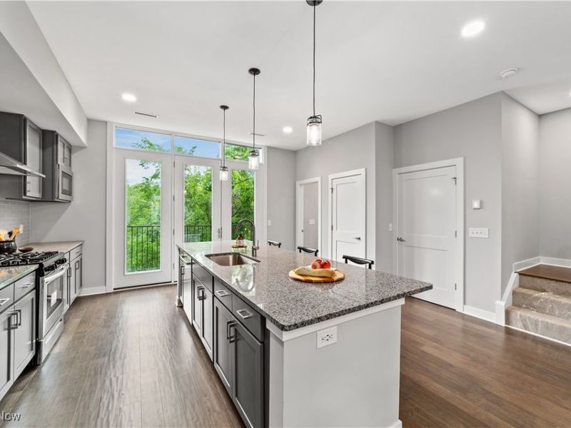 11233 N Park Place, Unit 23, Cleveland, OH 44104 Photo 11