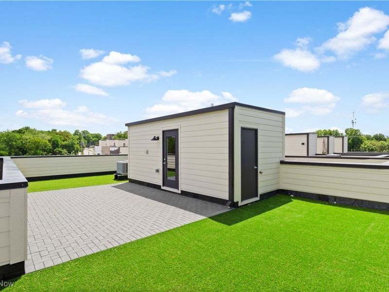 11233 N Park Place, Unit 23, Cleveland, OH 44104 Photo 4