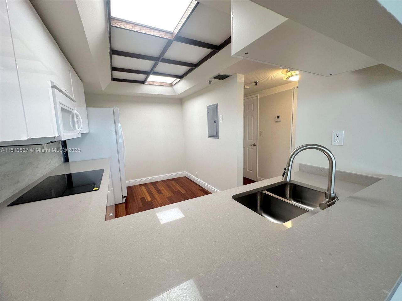 520 Brickell Key Dr, Unit A811, Miami, FL 33131 Photo