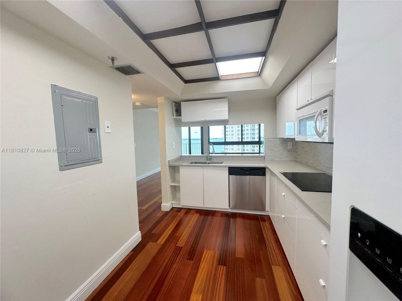 520 Brickell Key Dr, Unit A811, Miami, FL 33131 Photo