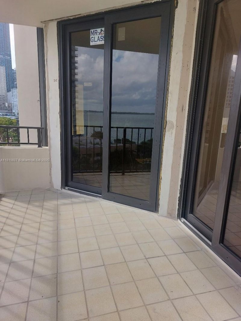 520 Brickell Key Dr, Unit A811, Miami, FL 33131 Photo