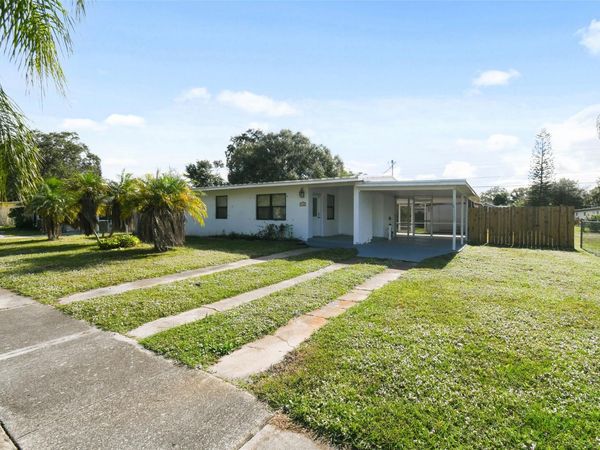 140 SE Serenata Court, Port St Lucie, FL 34983