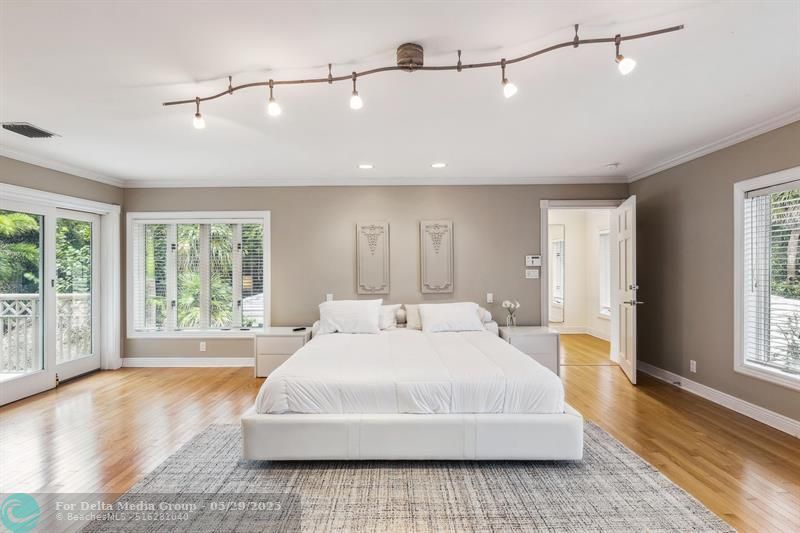 3301 NE 16th Street, Fort Lauderdale, FL 33304 Photo