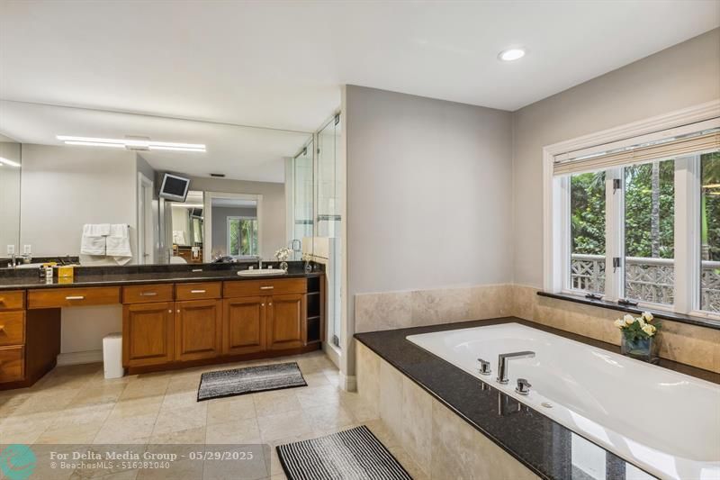 3301 NE 16th Street, Fort Lauderdale, FL 33304 Photo