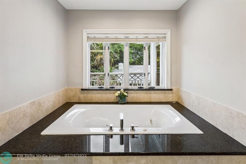 3301 NE 16th Street, Fort Lauderdale, FL 33304 Photo