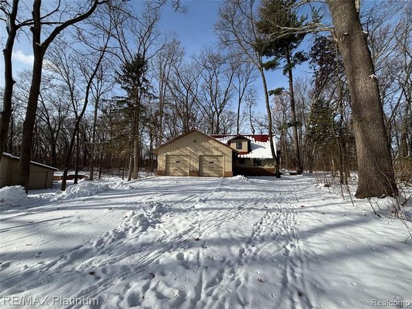 11095 HIBNER ROAD, Hartland Twp, MI 48353