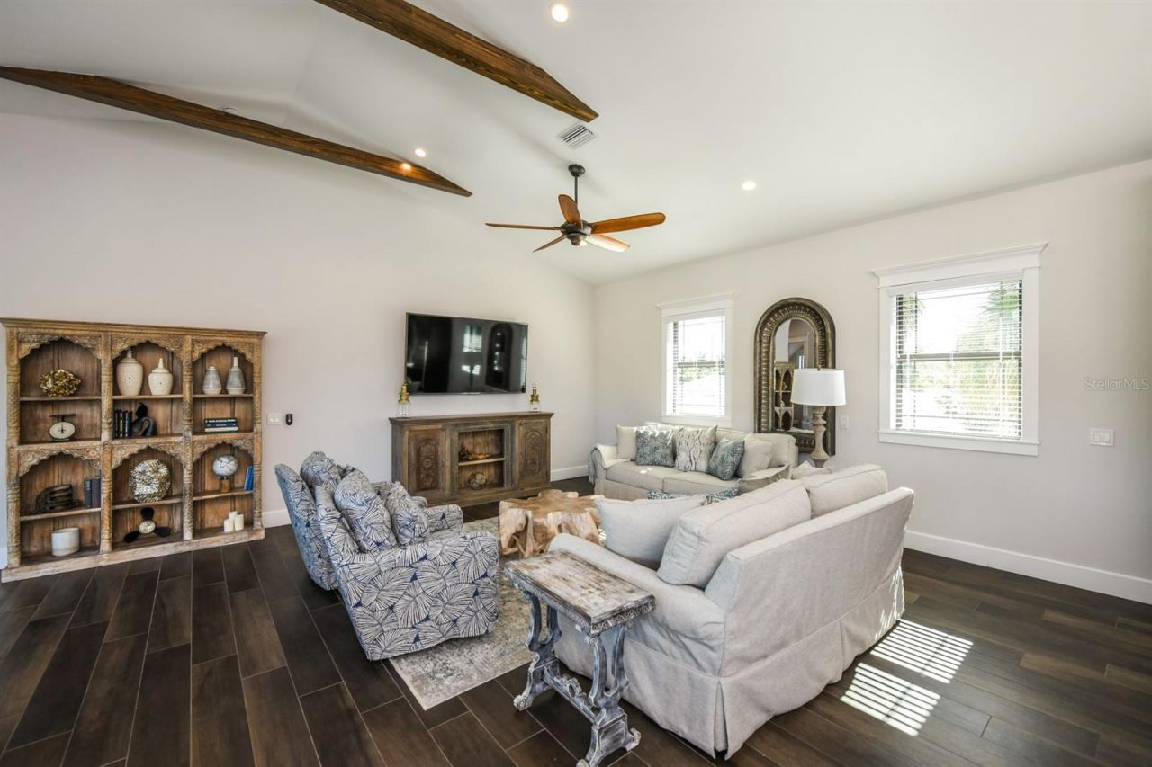 340 Jackson Drive, Sarasota, FL 34236 Photo