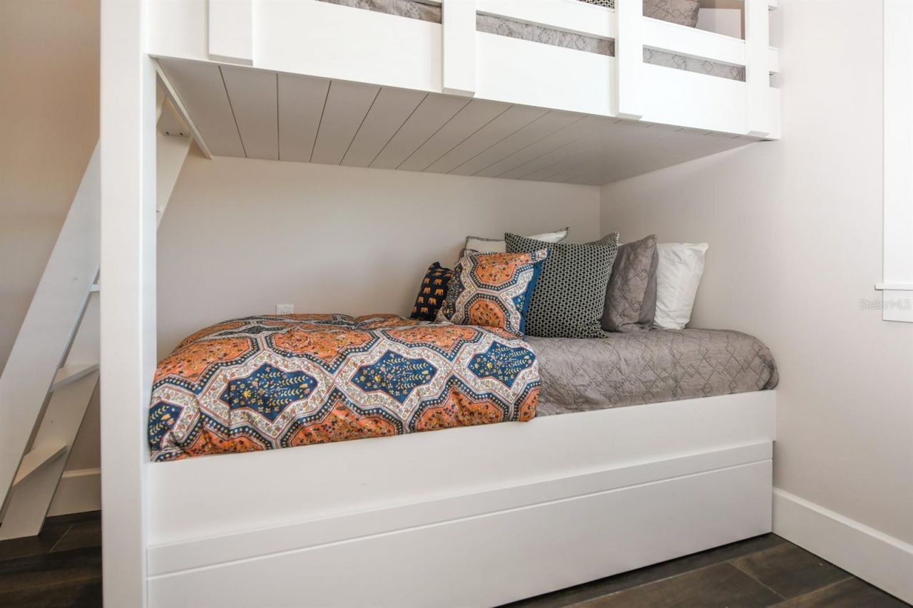 340 Jackson Drive, Sarasota, FL 34236 Photo