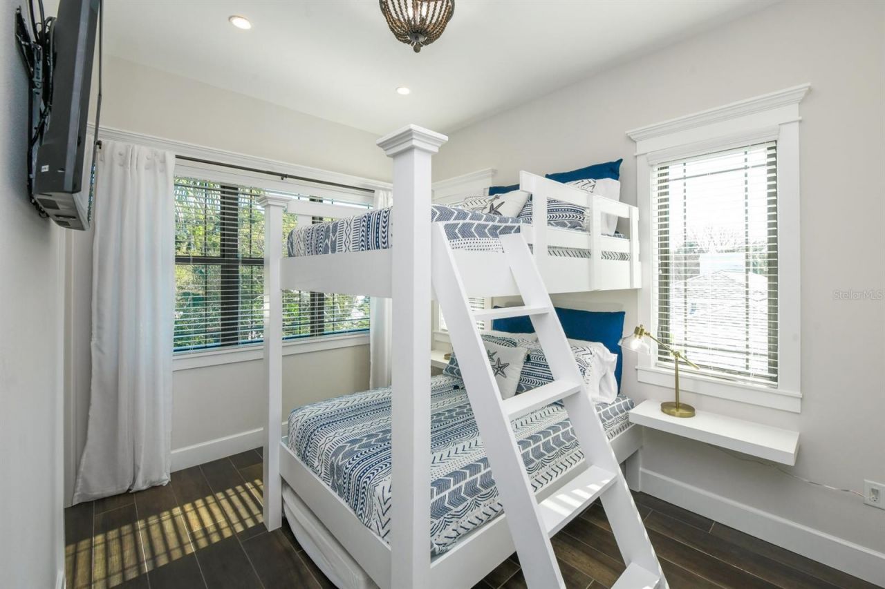 340 Jackson Drive, Sarasota, FL 34236 Photo