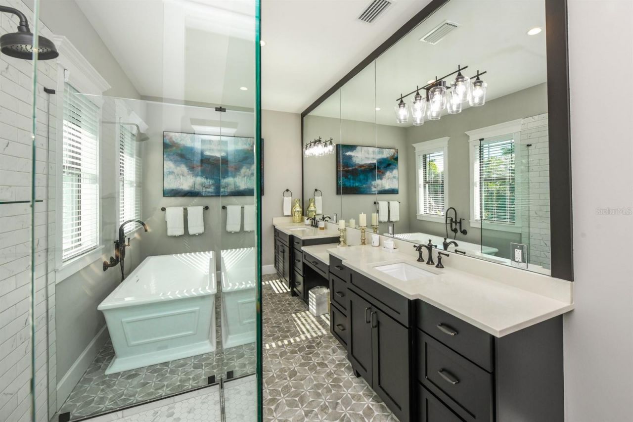 340 Jackson Drive, Sarasota, FL 34236 Photo