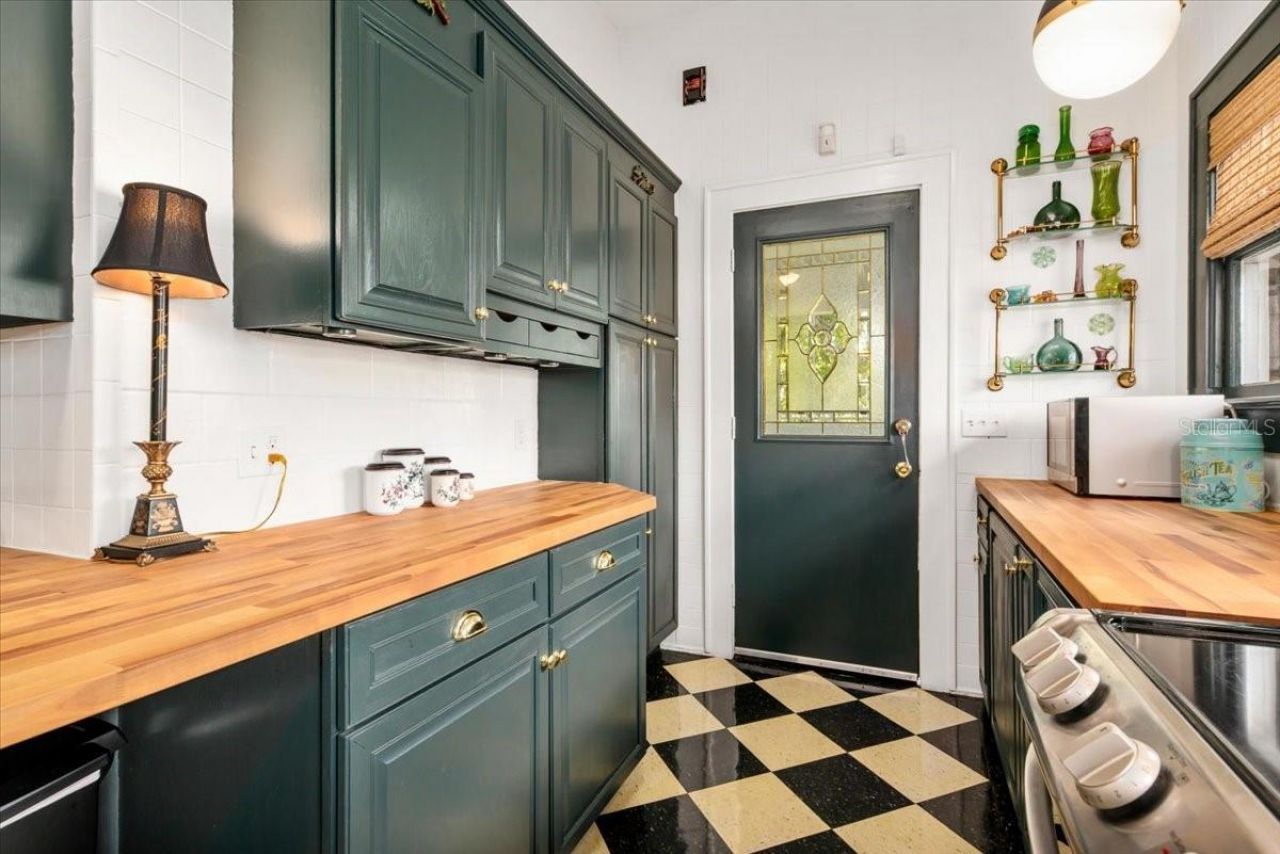 2326 2nd Avenue E, Bradenton, FL 34208 Photo