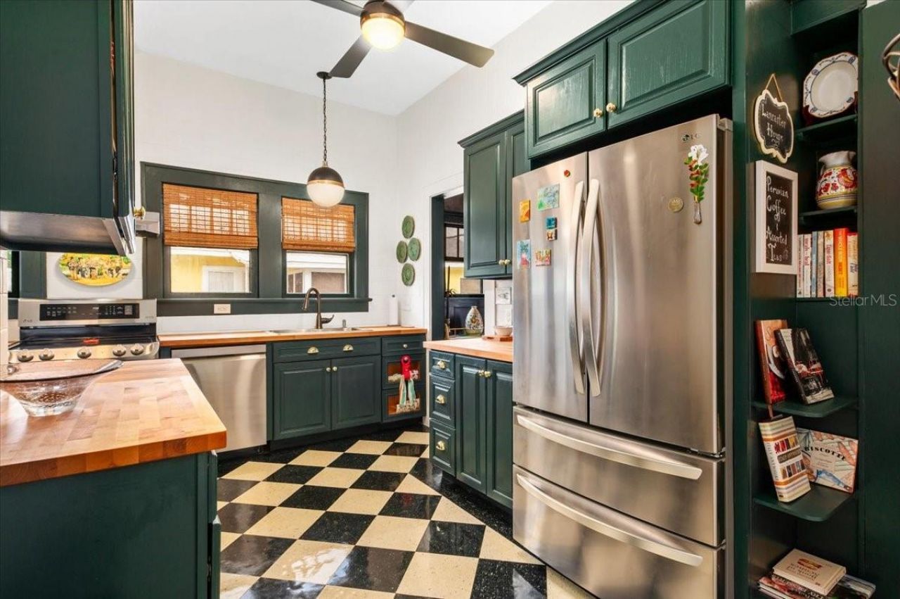 2326 2nd Avenue E, Bradenton, FL 34208 Photo