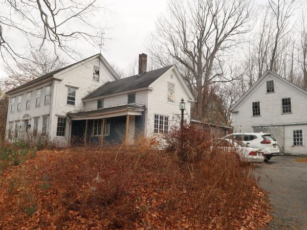 226 Pond Road, Manchester, ME 04351