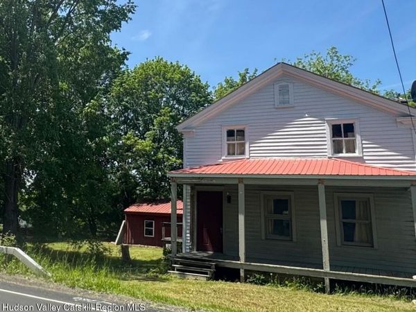 30 Chatham Street, Nassau, NY 12123