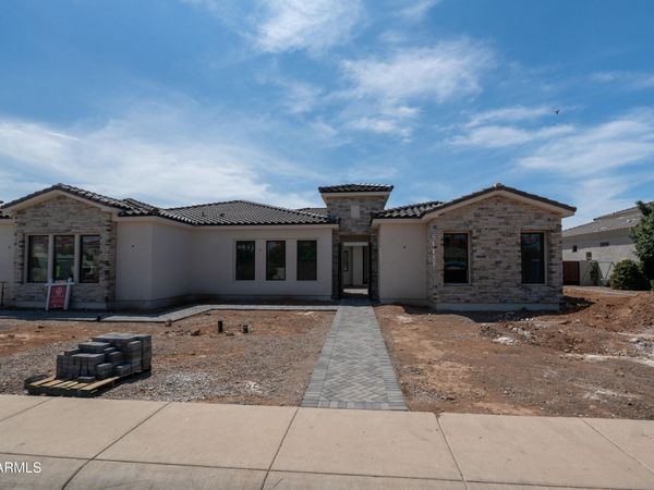 5620 S GEMSTONE Drive, Chandler, AZ 85249