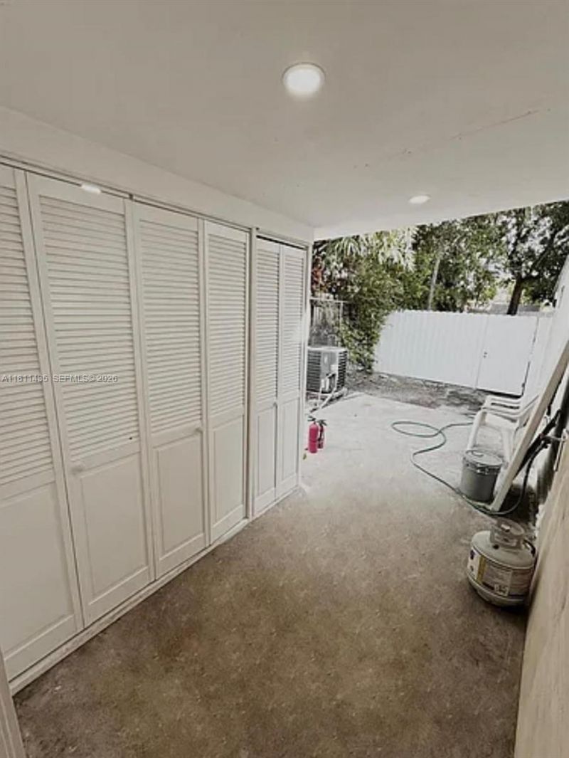 1237 NW 33rd Ave, Miami, FL 33125 Photo