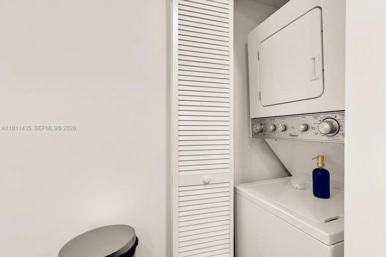 1237 NW 33rd Ave, Miami, FL 33125 Photo