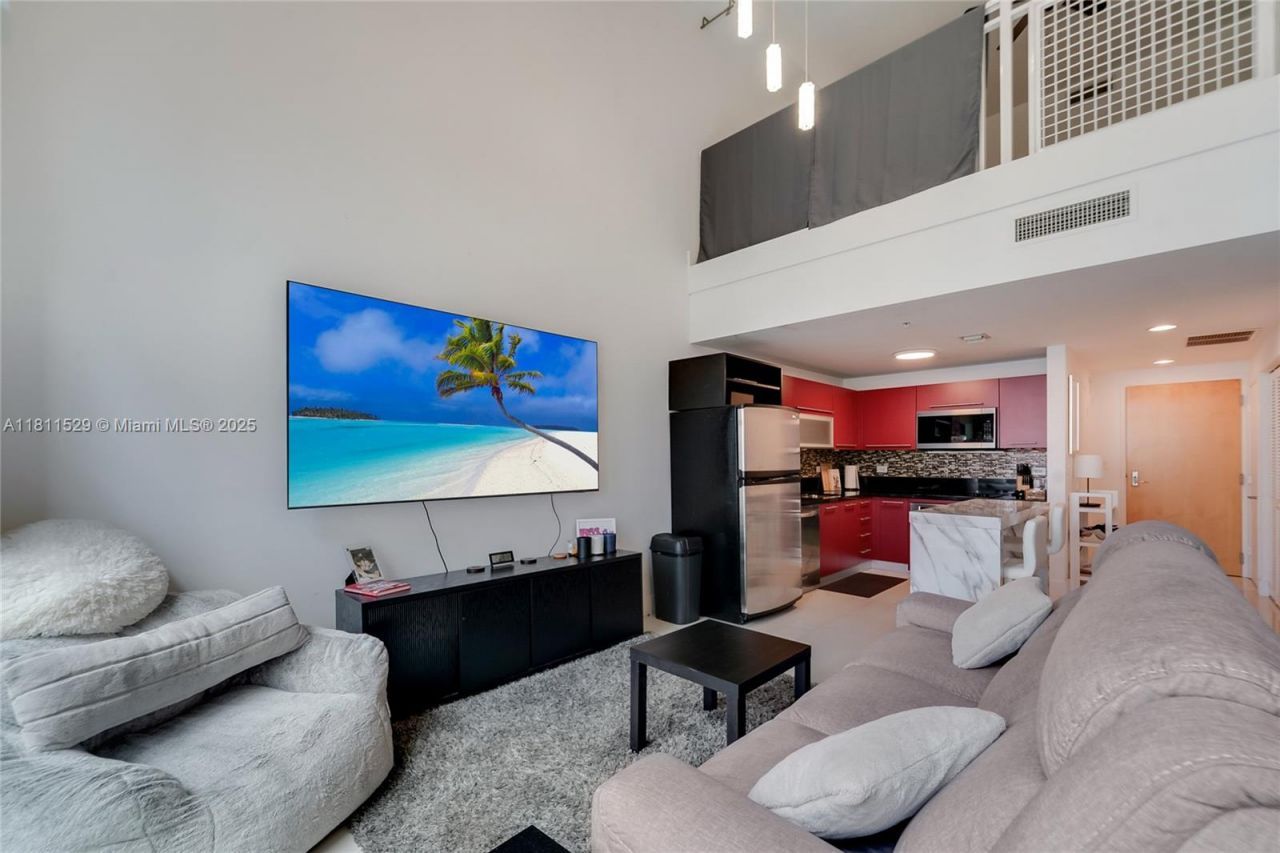 244 Biscayne Blvd, Unit 644, Miami, FL 33132 Photo
