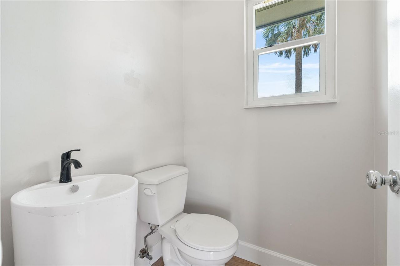 825 Wells Drive, South Daytona, FL 32119 Photo