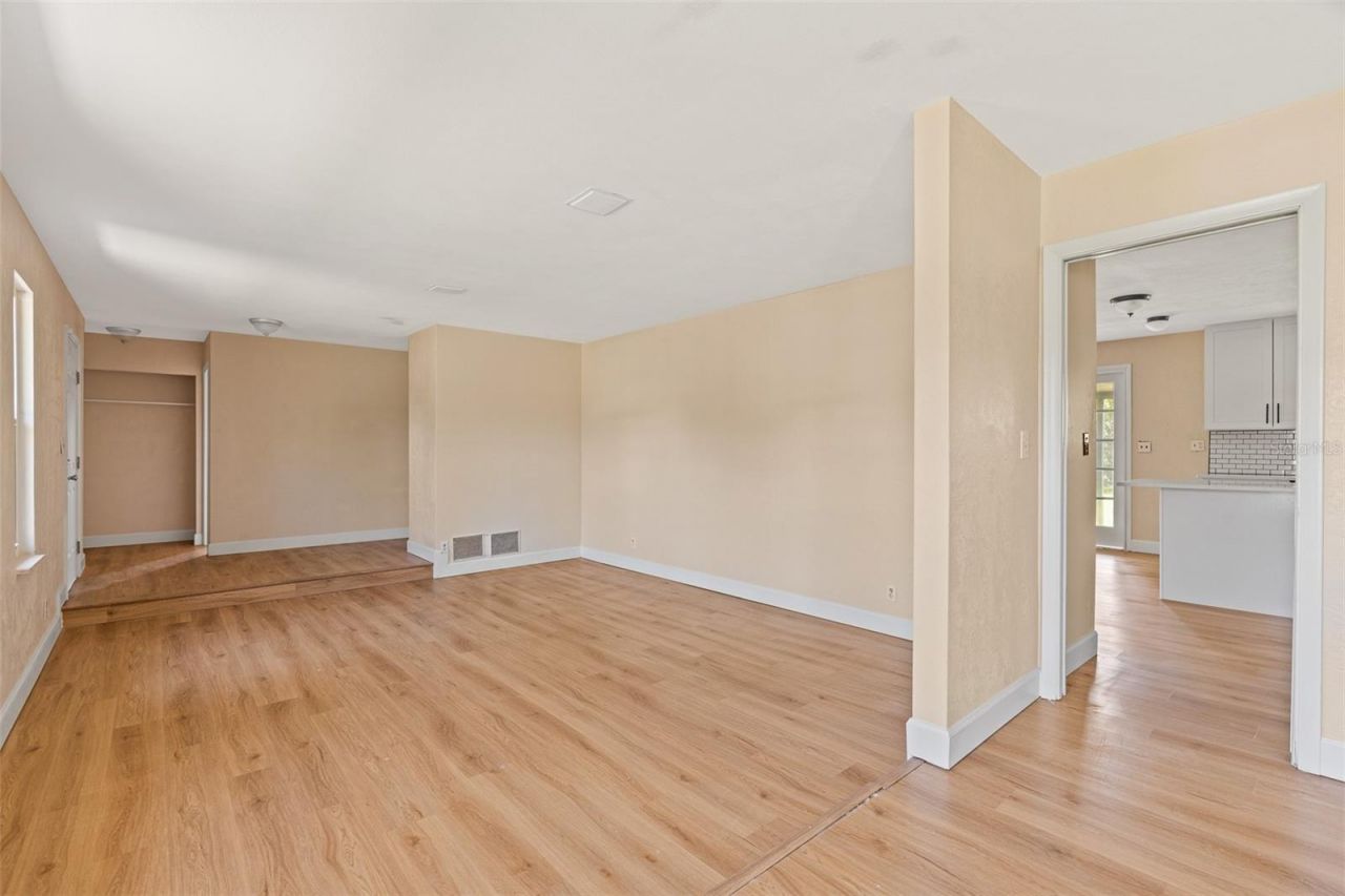 825 Wells Drive, South Daytona, FL 32119 Photo
