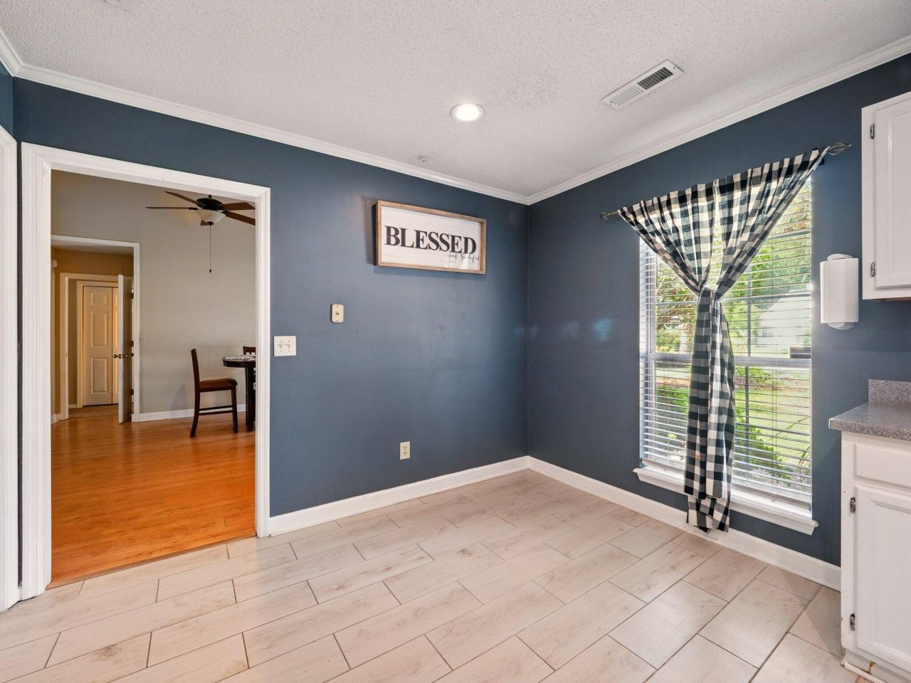 113 Mapperton Court Photo 13