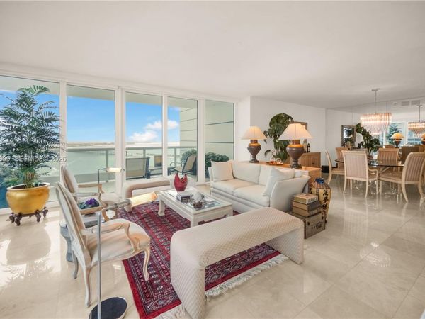 2127 Brickell Ave, Unit 3304, Miami, FL 33129