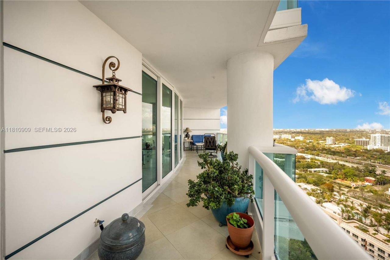 2127 Brickell Ave, Unit 3304, Miami, FL 33129 Photo