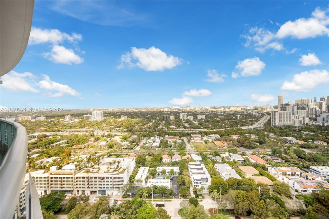 2127 Brickell Ave, Unit 3304, Miami, FL 33129 Photo