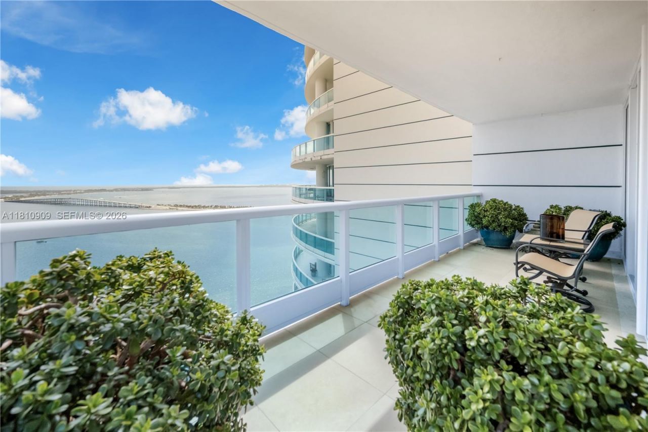 2127 Brickell Ave, Unit 3304, Miami, FL 33129 Photo