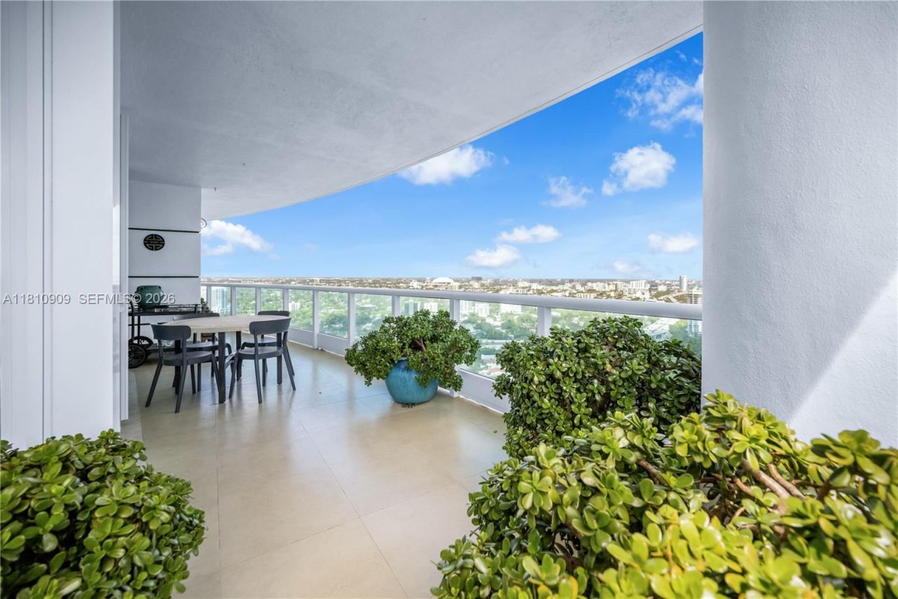 2127 Brickell Ave, Unit 3304, Miami, FL 33129 Photo