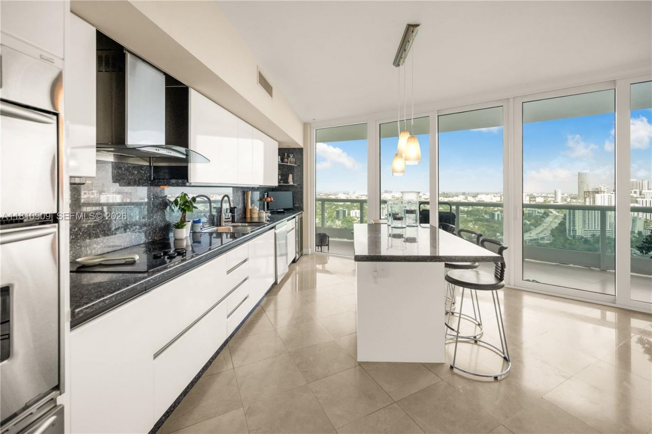 2127 Brickell Ave, Unit 3304, Miami, FL 33129 Photo