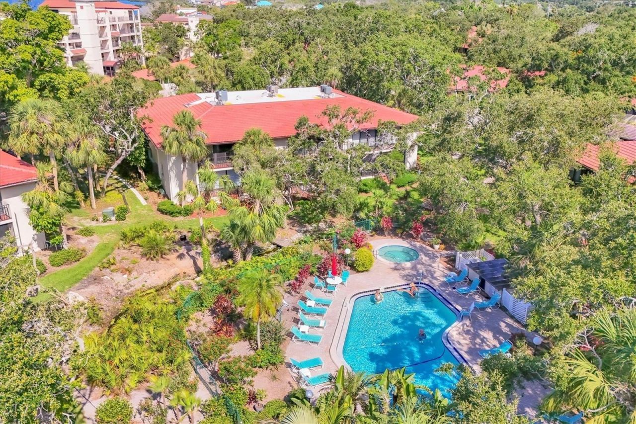 6501 Mourning Dove Drive, Unit 215, Bradenton, FL 34210 Photo