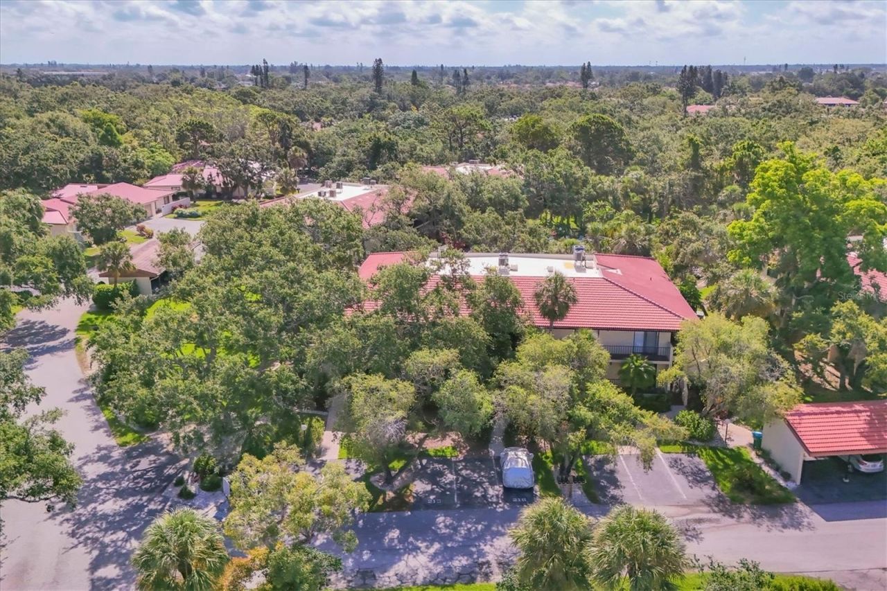 6501 Mourning Dove Drive, Unit 215, Bradenton, FL 34210 Photo