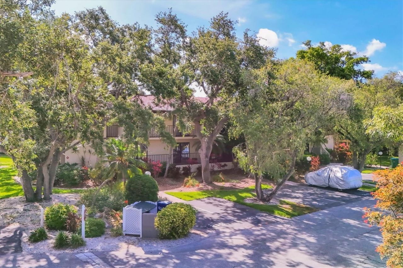 6501 Mourning Dove Drive, Unit 215, Bradenton, FL 34210 Photo